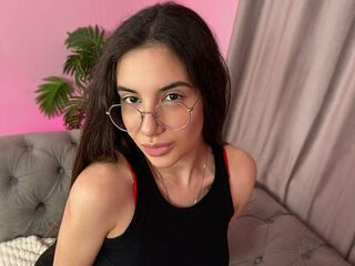 camgirl playing with sex toy IsabellaShiny