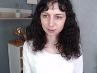 I’m into hard rock, surf rock and epic movie soundtracks – Metallica vibes always welcome. I love horror, thrillers and sci-fi (Evil Dead, Resident Evil, Hellraiser, Event Horizon… yes, I have a weakness for dark stories