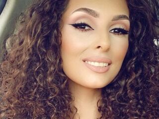 nude web cam AishaApril