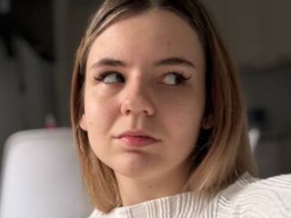 naughty cam girl AnnikaMorgan