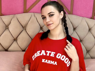 naughty camgirl masturbating with dildo AriadnaHolter