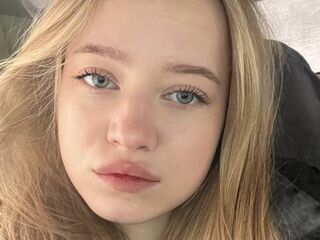 masturbating cam girl CarmelVansciver