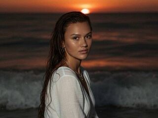 nude webcamgirl pic DelilahCoryea