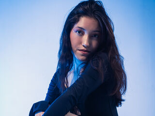 cam slut chat room TrinityNova