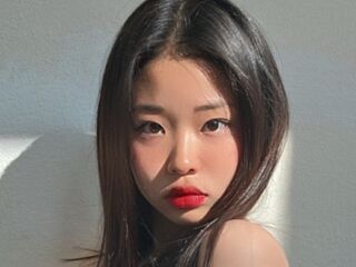 livesex cam girl AomiAi