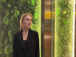 hot striptease webcam EdaNoreikaite