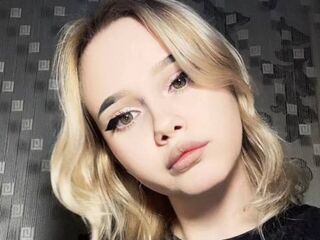 camgirl video chat AlmaLonabaugh