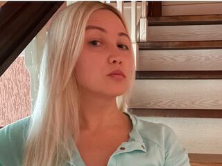 naughty camgirl masturbating AmaiaJohnstone