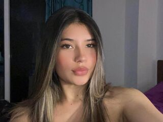 cam girl fingering AmberEliot