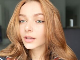 naughty camgirl masturbating AmberEvens