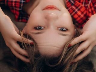 live free chat AnnAmour