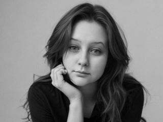 hot camslut AnnaHerrmann