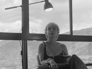 hardcore sex show AnneHarmon