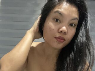 naked camgirl masturbating with dildo AranyaMax