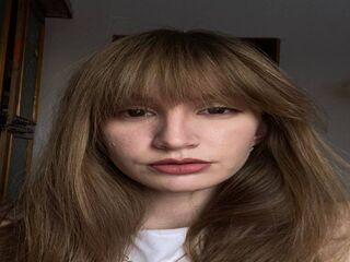 girl shaving pussy ArielNasvish