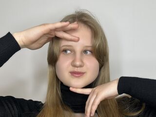 camwhore picture ArmindaMerry