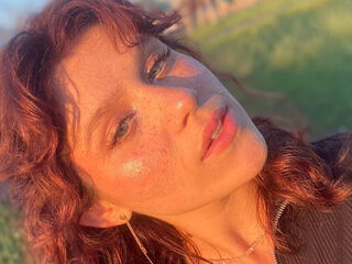 fingering cam girl video AstridChing