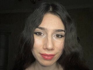 naked cam girl masturbating with vibrator BritanySudderth