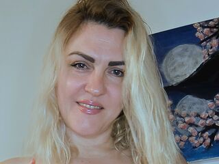 shaved pussy webcam CandanceSmith