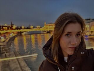 cam chatroom CaylinGarczynski