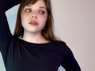 hot cam girl masturbating with dildo ChrissyHolgerson