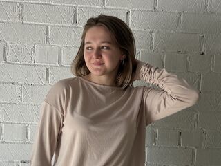 free sexcam ChristiaBenoy