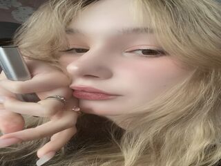 sexy camgirl CicelyAdessa