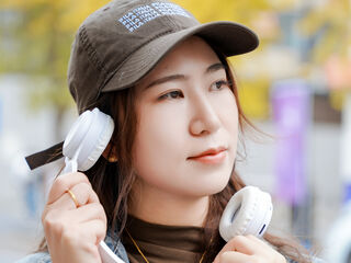 shower sex webcam ClaraElla