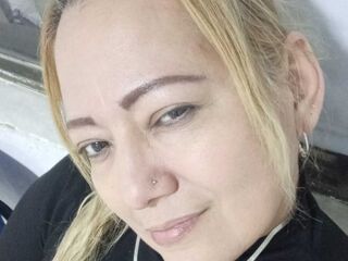 webcam bitch chatroom ClauWatson