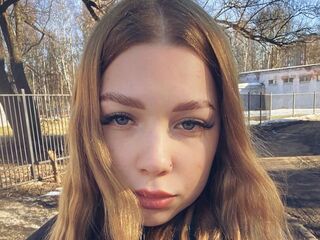 naked camgirl ColletteSitzes