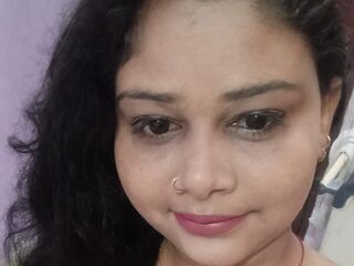 camporn live CurvySoniya