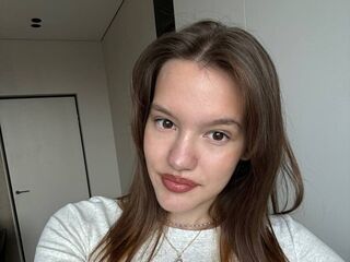 beautiful webcamgirl DaisyDurow