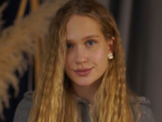 cam strip tease DamarisWellnitz