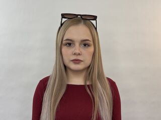 beautiful cam girl DonellaAutobee