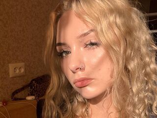 cam slut EliseHulvey