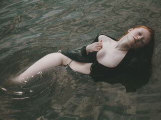 naked cam girl GingerNancy