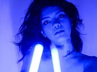 nude web cam HinataDarky