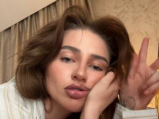 chat room cam HippieChristie