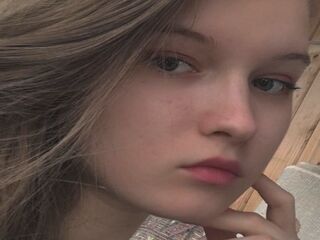 nude webcamgirl InocenciaFarrare