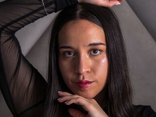 live strip tease show IrysMontiel