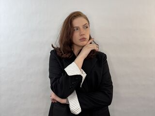 camgirl porn IzolaDonawa