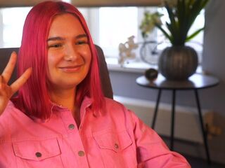 cam bitch JameYerian