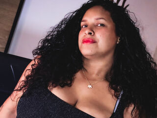 camgirl playing with sex toy JanizMonroy