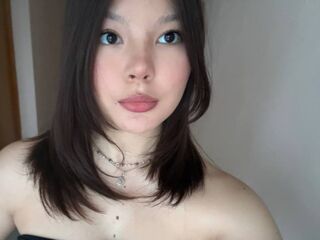 nude webcam girl picture JulienneCharters