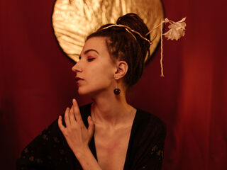 nude webcamgirl picture KarraTart