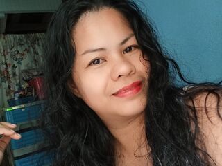 naked webcamgirl KathieBrown