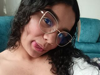 cam girl playing with sextoy KathyCarter