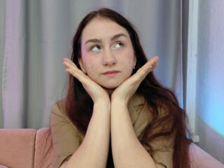 naked cam girl masturbating with dildo KattrinGolden