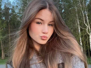 girl fingering pussy KentukiShreeves