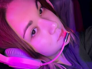 girl webcam show KimSoprano